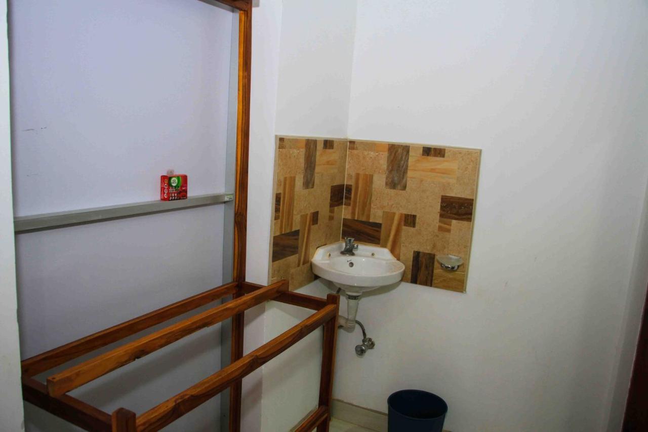 Miracle Home Stay ดัมบูลลา ภายนอก รูปภาพ
