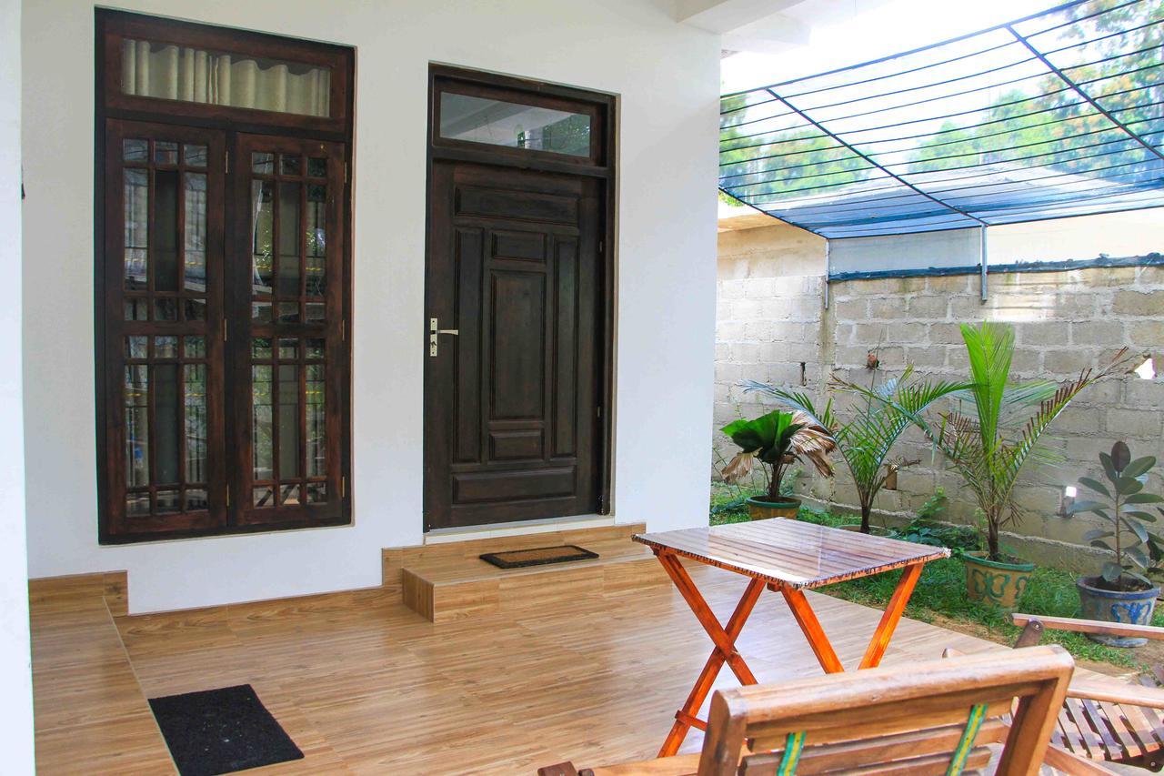 Miracle Home Stay ดัมบูลลา ภายนอก รูปภาพ